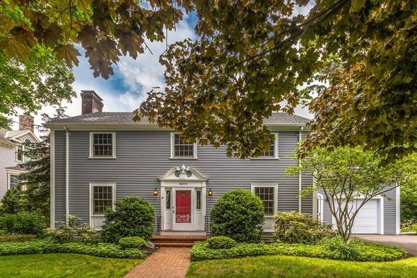 18 Meriam St, Lexington, MA 02420