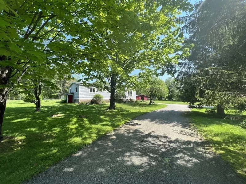 697 Fremont Road, Chester, NH 03036