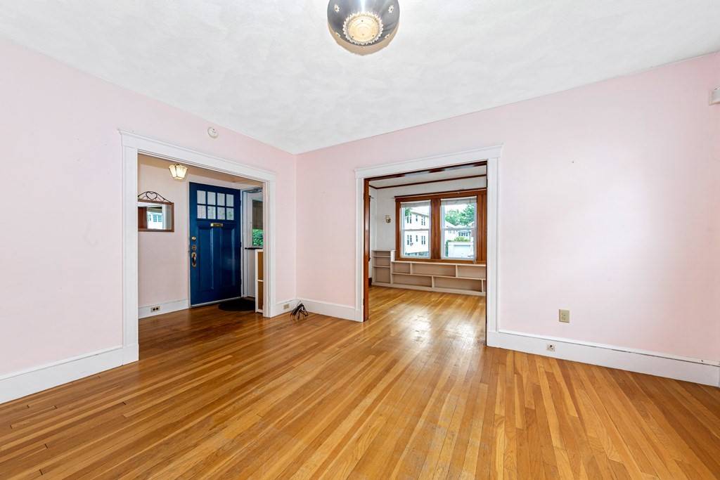 Arlington, MA 02474,5 - 7 Dorothy Road