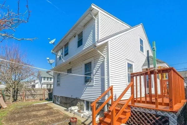 103 Highland Ave, Quincy, MA 02170