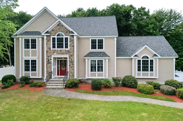 130 Prospect Hill Dr, Tewksbury, MA 01876