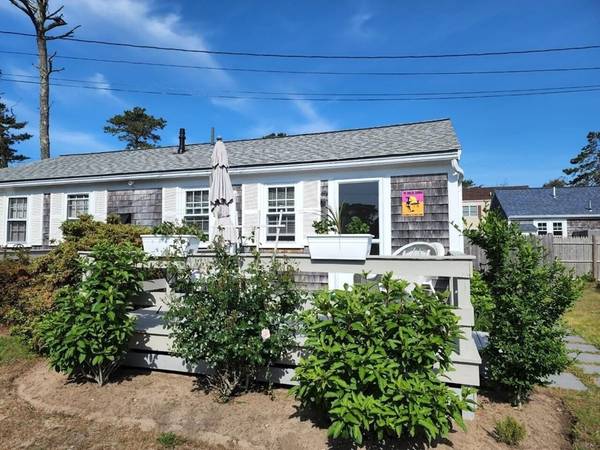 37 Ocean Dr #4, Dennis, MA 02639