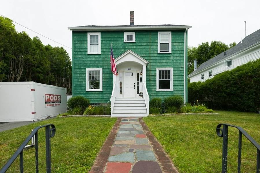 139 Green St, Fairhaven, MA 02719