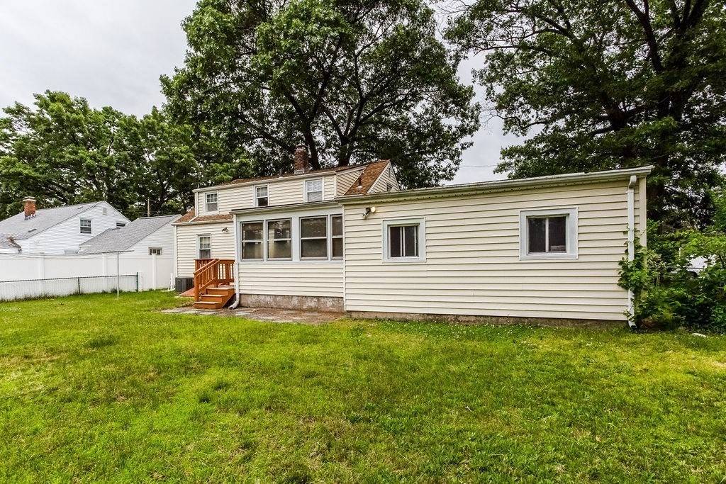 Springfield, MA 01104,131 Atherton Avenue