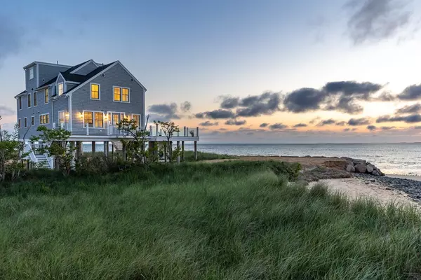 Eastham, MA 02642,385 Harmes Way