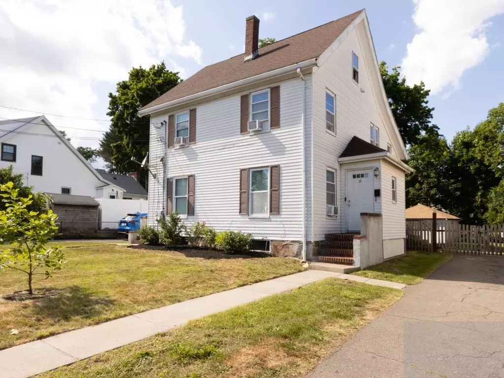 Boston, MA 02136,21-23 Chestnut St