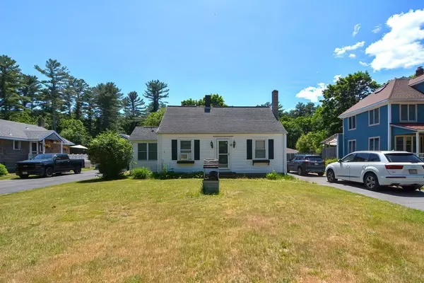 Lakeville, MA 02347,27 Precinct Street
