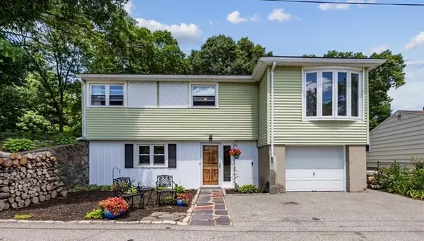 76 Commonwealth Rd, Lynn, MA 01904