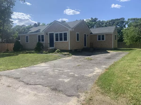 91 Martin St, Wareham, MA 02532