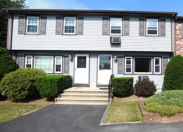 20 Washington St #3-2, Easton, MA 02356