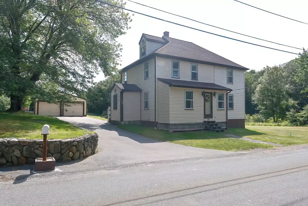 Raynham, MA 02767,205 Warren St W