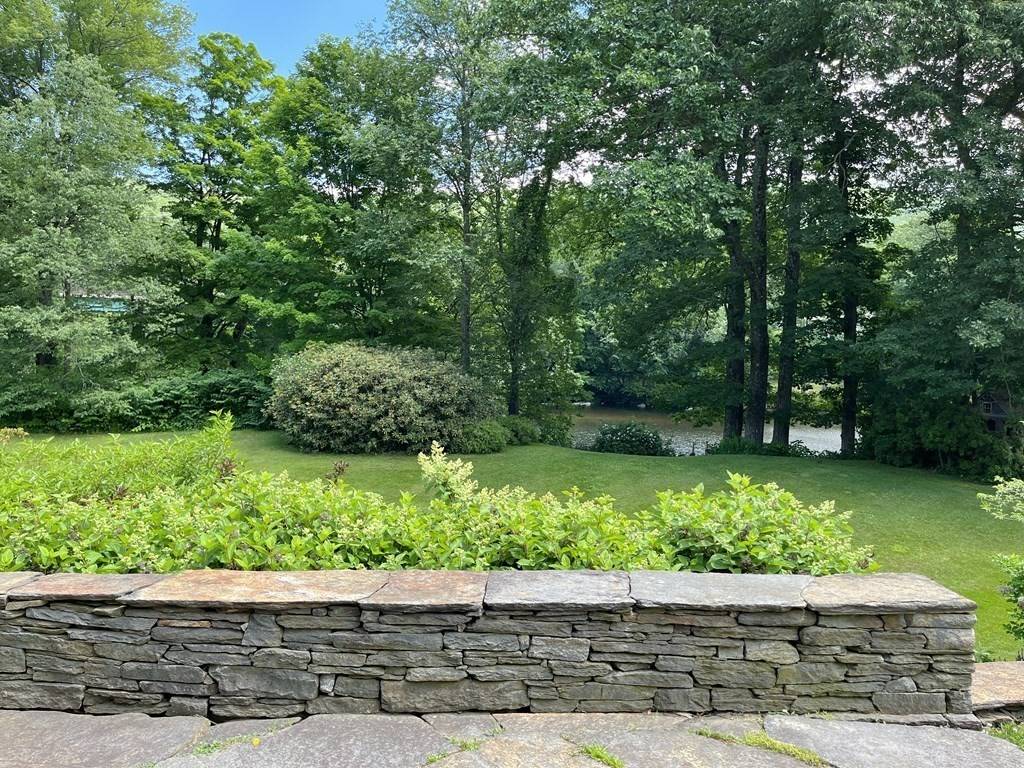 Buckland, MA 01370,128 State St
