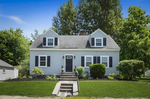 9 Princeton Street, North Andover, MA 01845