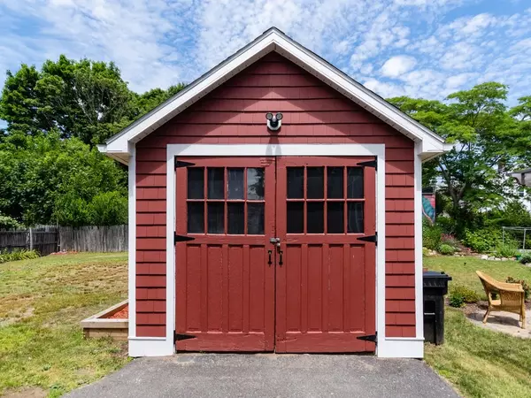 Watertown, MA 02472,68 Lowell Ave