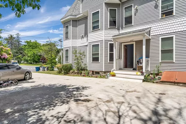 Randolph, MA 02368,501 N Main