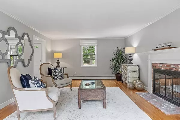 Concord, MA 01742,115 Indian Pipe Lane