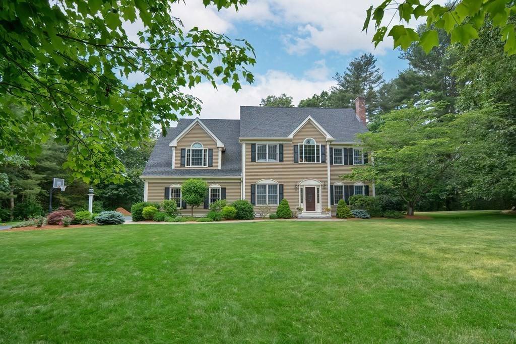 30 Morgans Way, Holliston, MA 01746