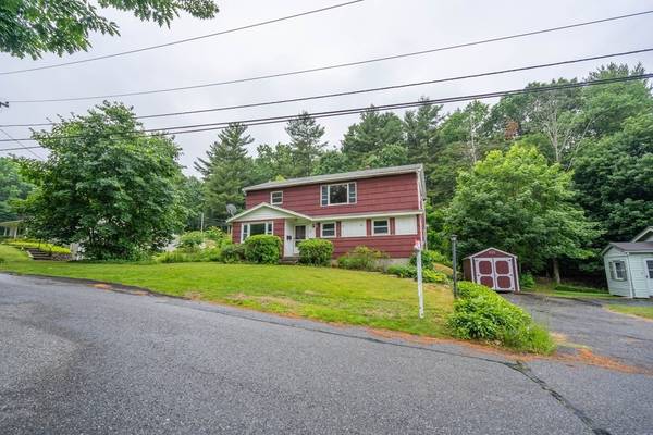 Spencer, MA 01562,39 Lake St