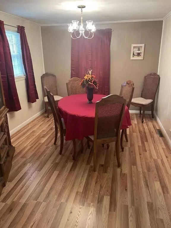 Wareham, MA 02571,2 Dusty Ln