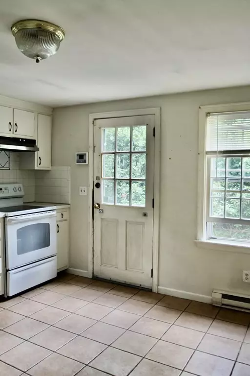 Sandwich, MA 02537,202 Quaker Meeting House Road