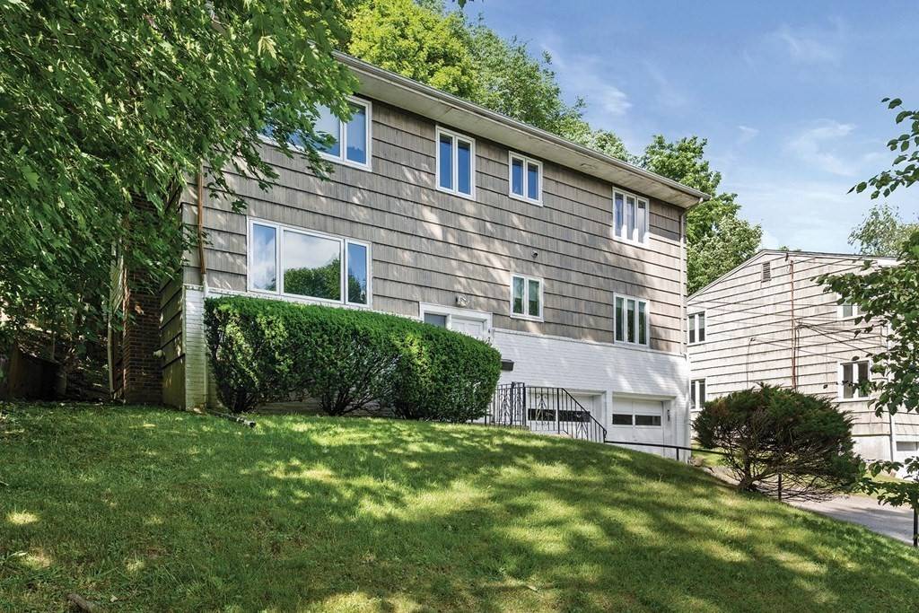 Newton, MA 02459,47-49 Ripley St