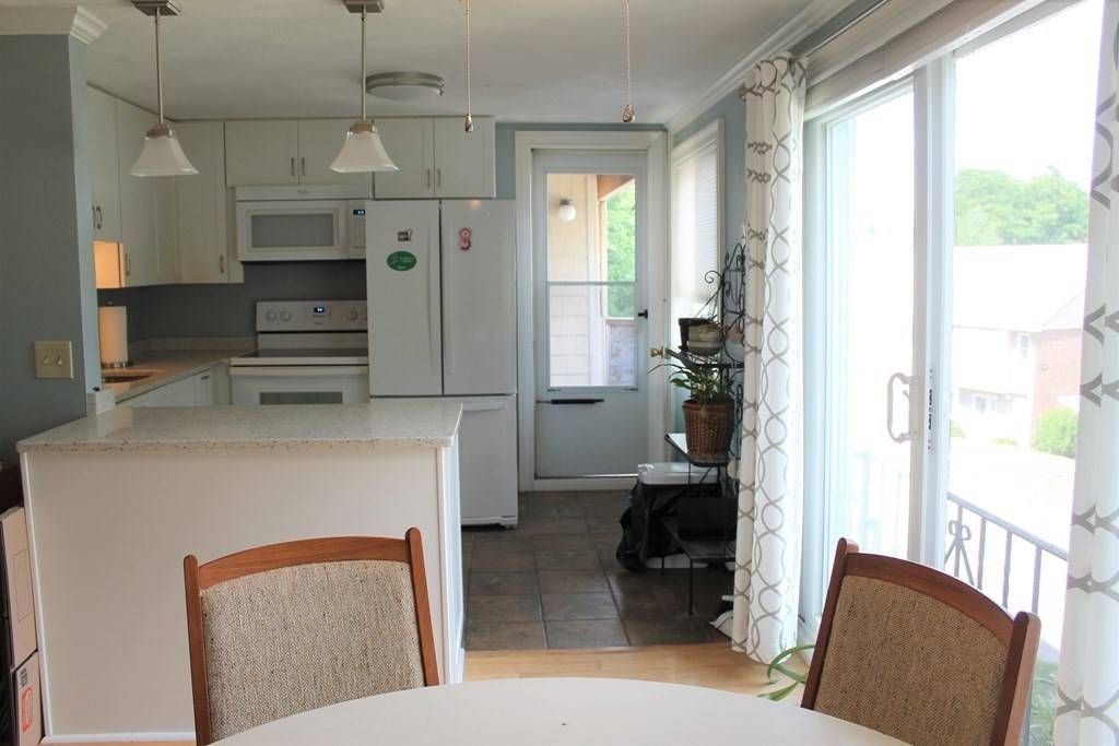 19 Glen Devin St #19, Amesbury, MA 01913