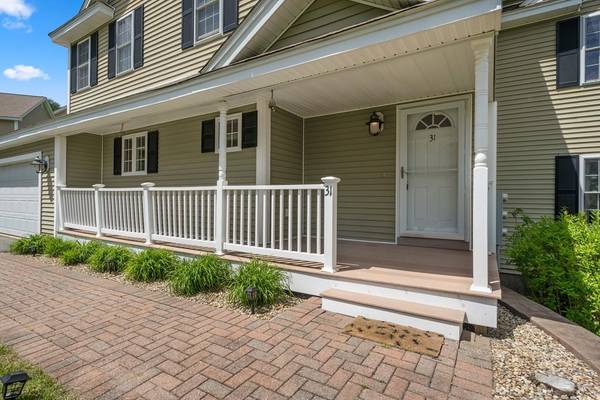 31 Woods Ln #31, Lancaster, MA 01523