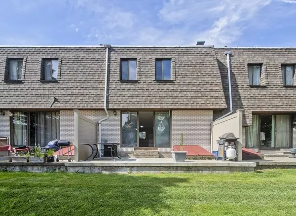 Agawam, MA 01001,62 Beekman Drive #62