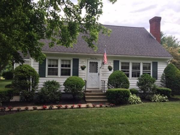 22 Winter St, Northborough, MA 01532