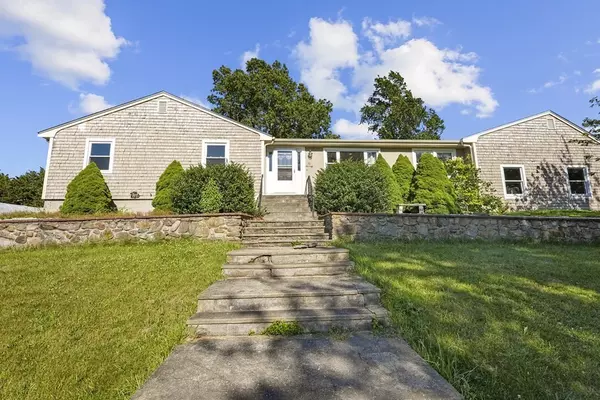 Tiverton, RI 02878,70 Lewis Street