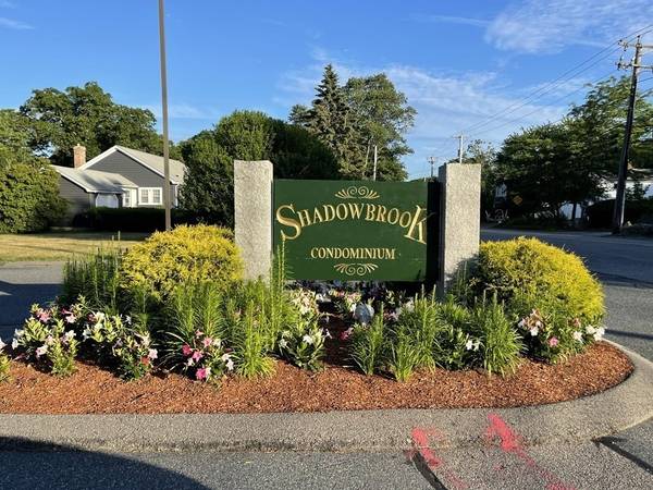 8 Shadowbrook Ln #66, Milford, MA 01757