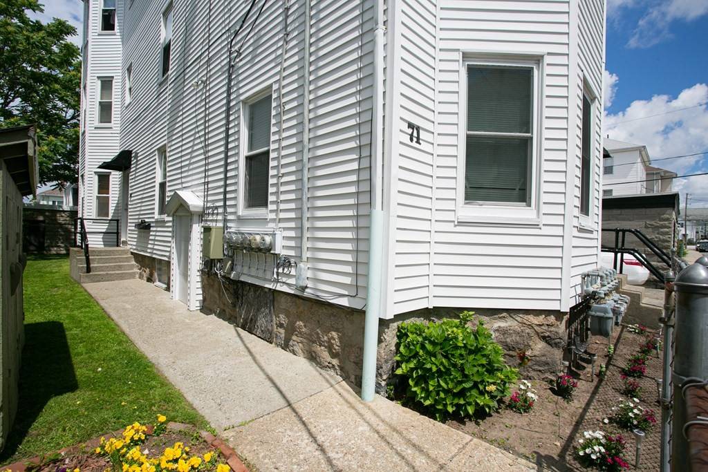 Fall River, MA 02723,67 Flint St
