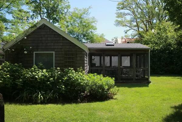 36 Mill Street, Edgartown, MA 02539