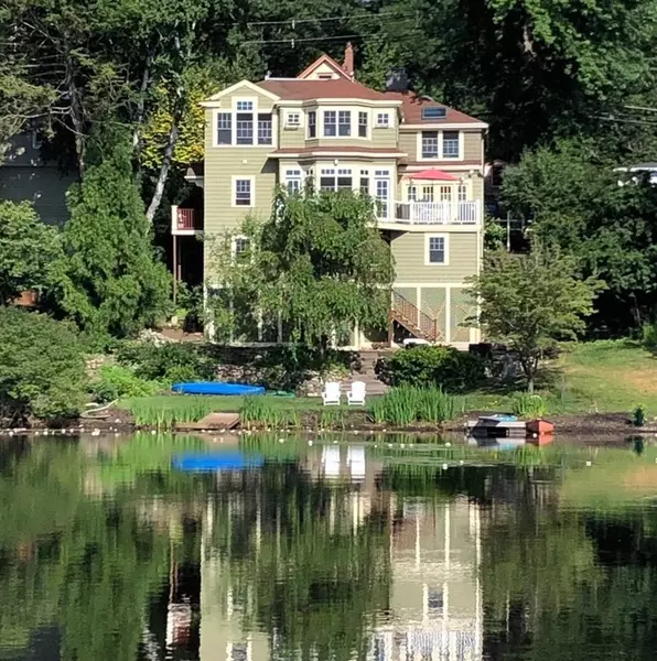 85 Pond Street, Winchester, MA 01890