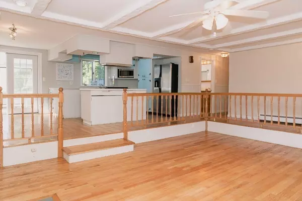 Yarmouth, MA 02673,30 Washington Ave