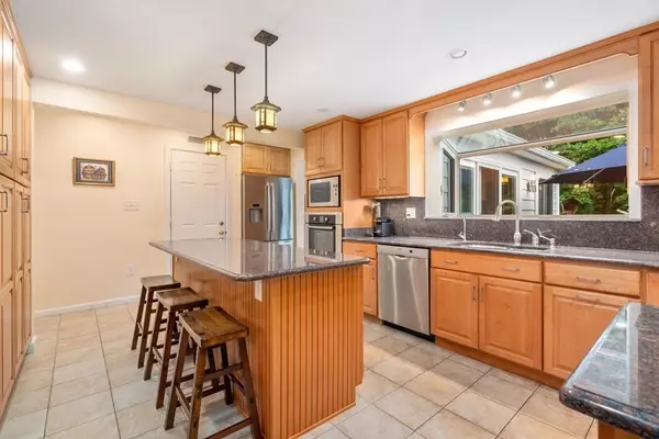 Newton, MA 02459,22 Olde Field Road