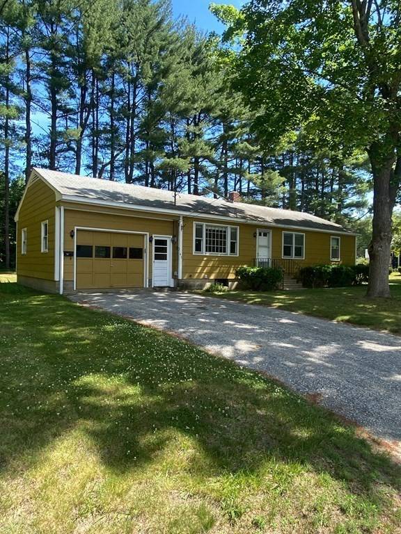 43 Lynde St, Athol, MA 01331