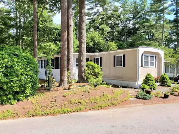 47 Crest Drive, Wareham, MA 02576