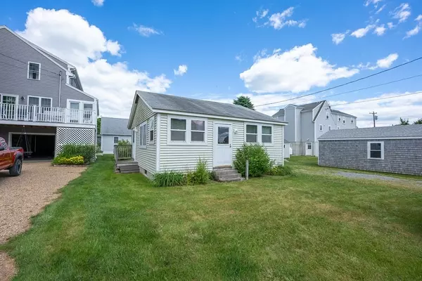 Mattapoisett, MA 02739,4 Ripple Street