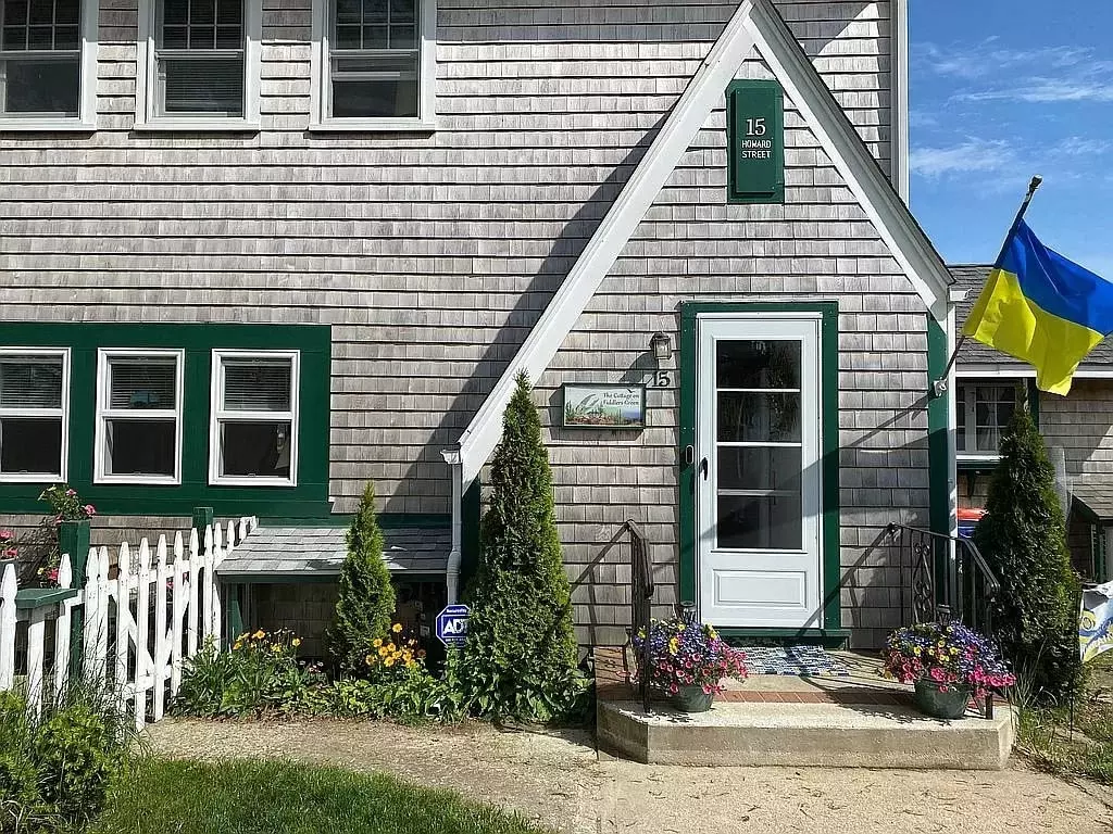 Wareham, MA 02571,15 Howard St
