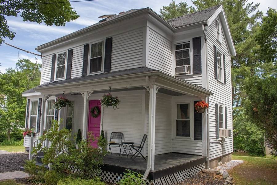 4 Groce St, Beverly, MA 01915