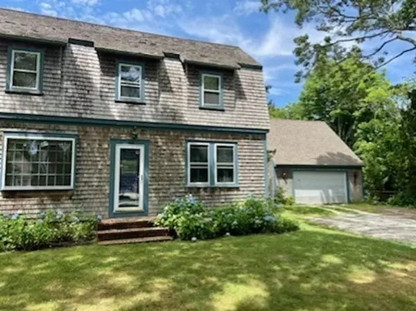 206 School Street, Barnstable, MA 02635
