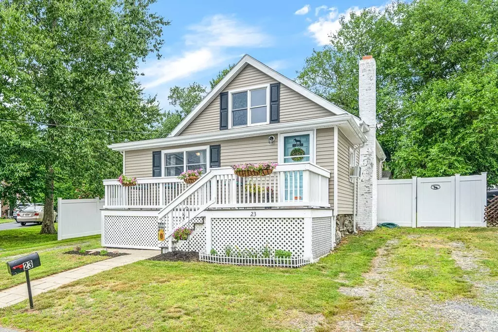 Dracut, MA 01826,23 Shore Dr.