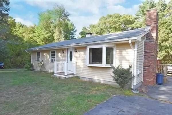 4 Beech Bluff Rd, Freetown, MA 02717