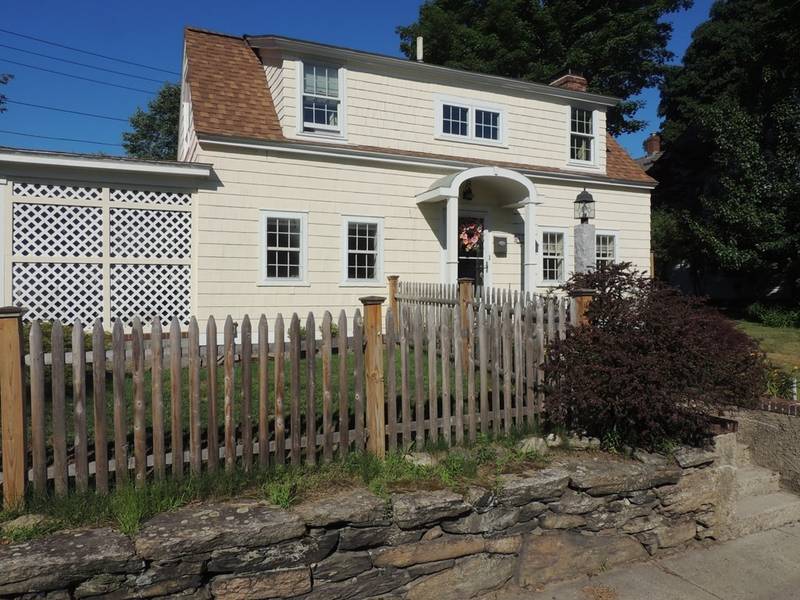 69 South St, Westborough, MA 01581