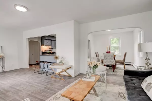 Saugus, MA 01906,8 Seagirt Ave