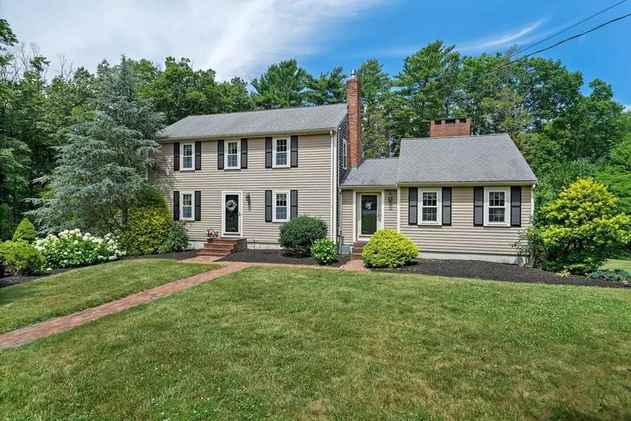 88 Captain Vinal Way, Norwell, MA 02061