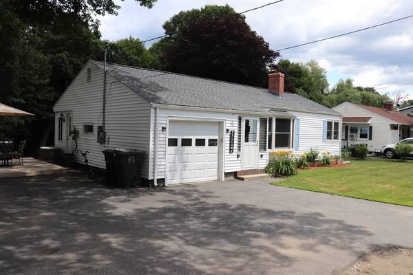 Holden, MA 01520,38 Bullard Street