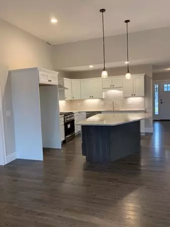 Lakeville, MA 02347,20 Country Club Ln. #14
