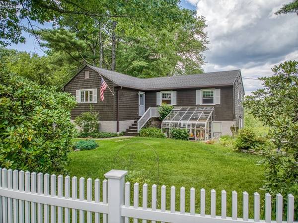 4 Lake Shore Drive, Sudbury, MA 01776